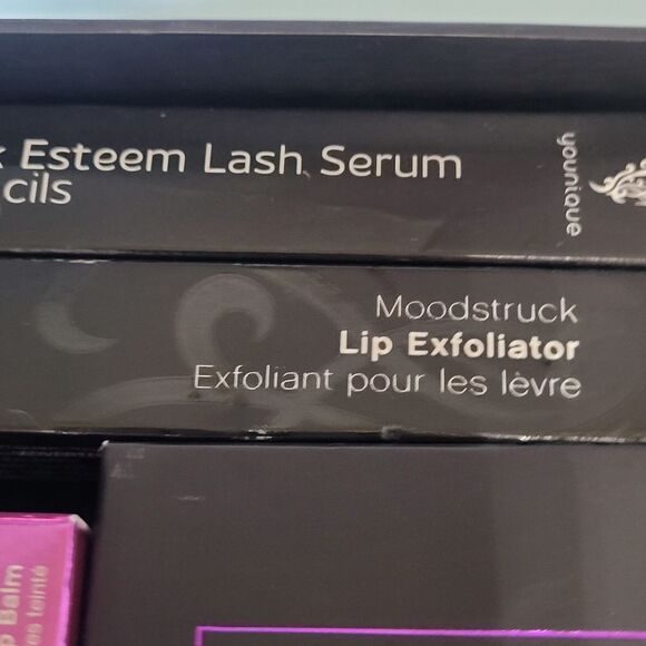 Rare Younique Defend Innocence boxed gift set - Picture 4 of 16